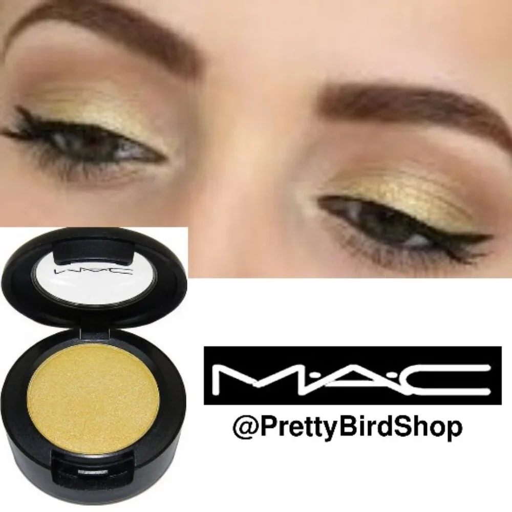 MAC GOING BANANAS eye shadow  NIB Frost Ultra rare Limited Edition last one!